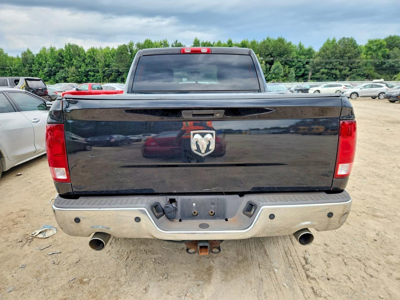 2011 DODGE RAM 1500 — фото 6