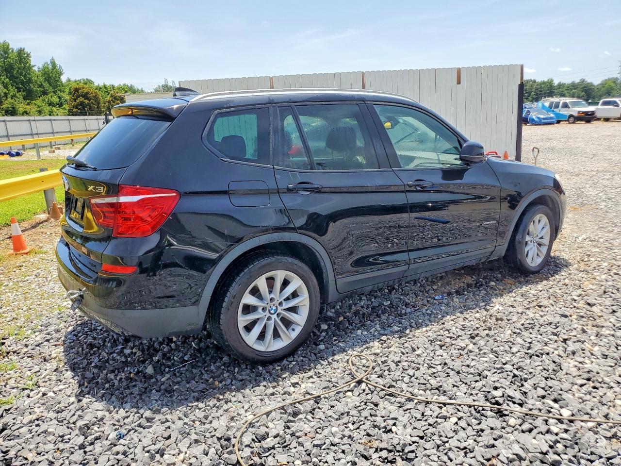 2017 BMW X3 — фото 3