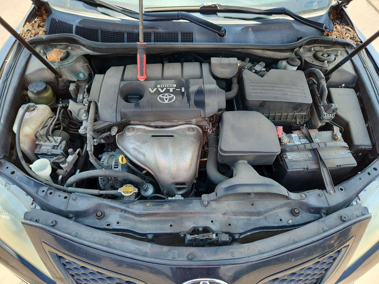 2010 TOYOTA CAMRY — фото 11