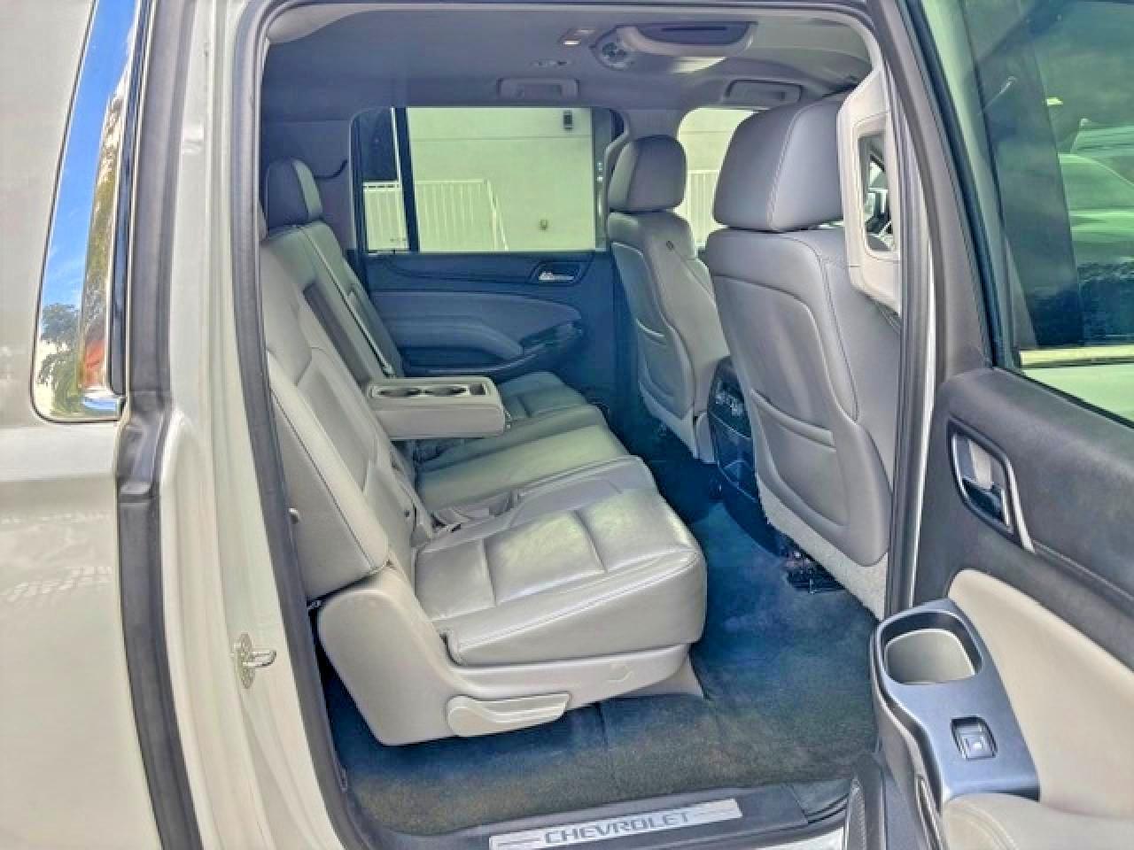 2015 CHEVROLET SUBURBAN — фото 11
