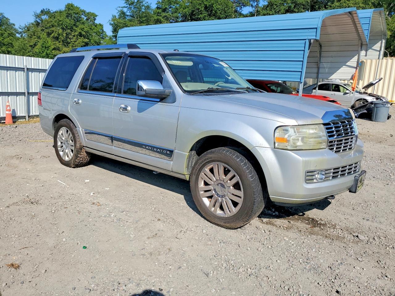 2011 LINCOLN NAVIGATOR — фото 4
