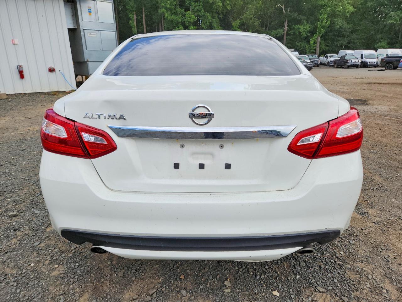 2017 NISSAN ALTIMA — фото 6