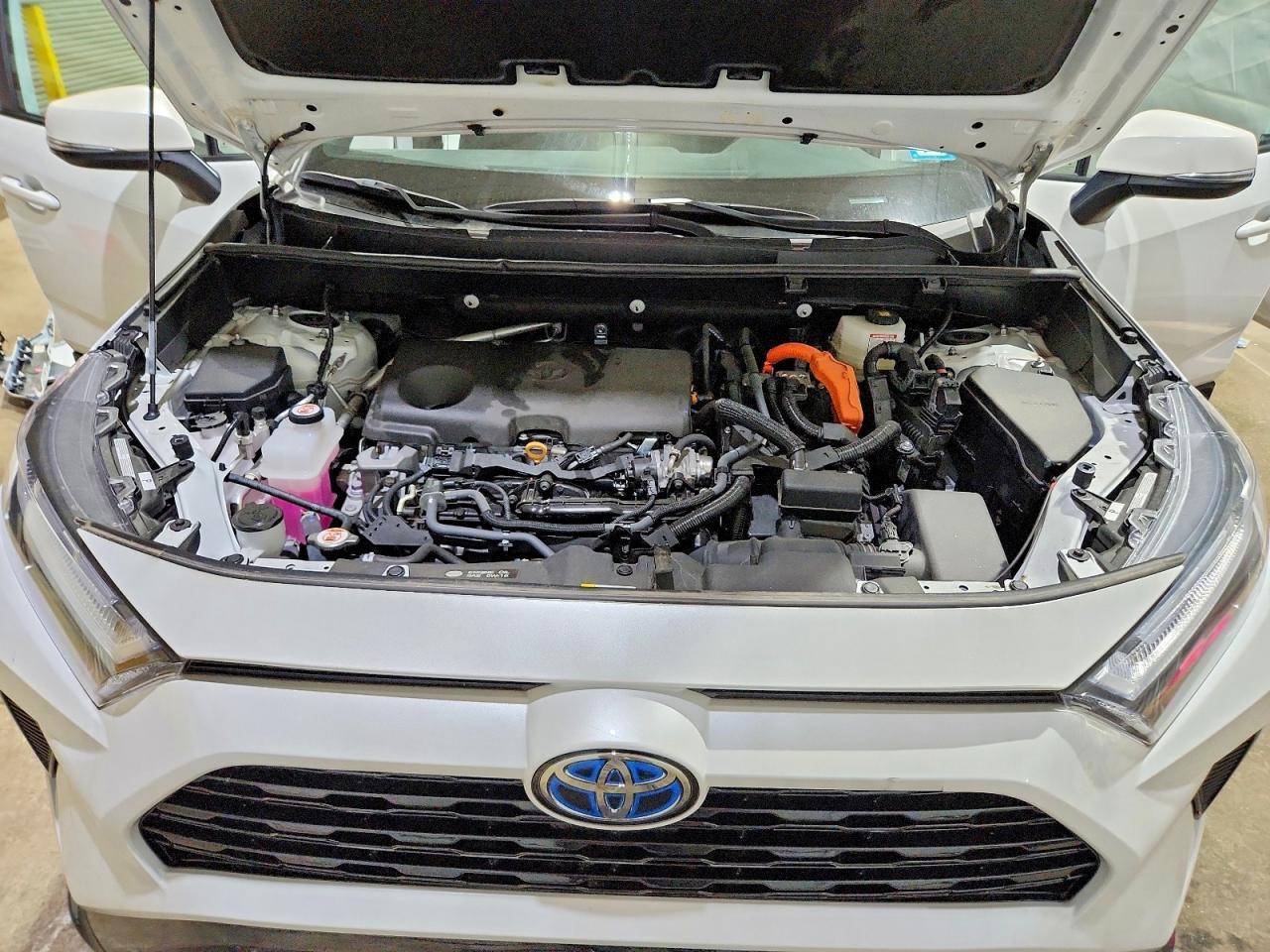 2024 TOYOTA RAV4 HYBRID — фото 11