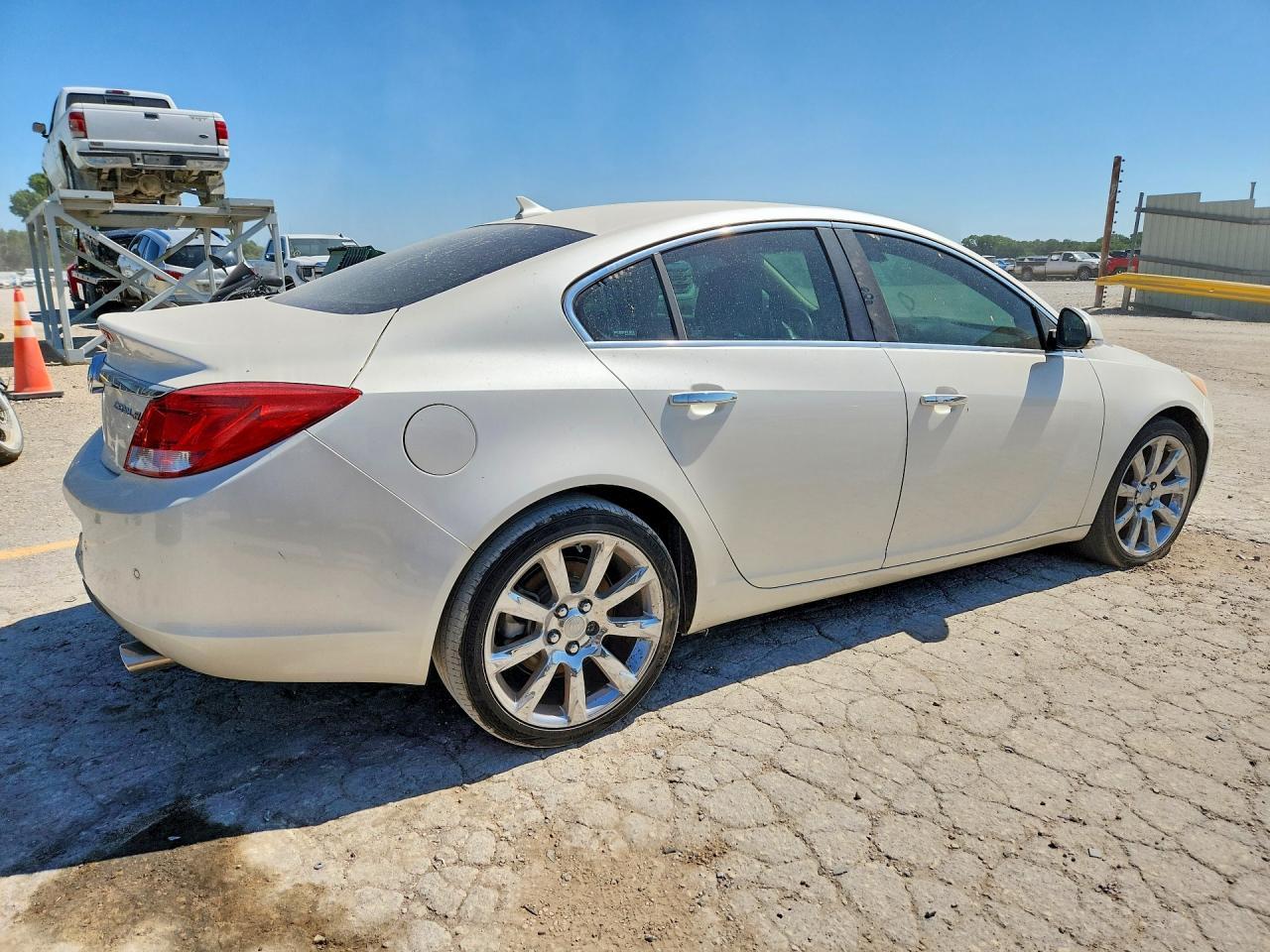 2012 BUICK REGAL — фото 3