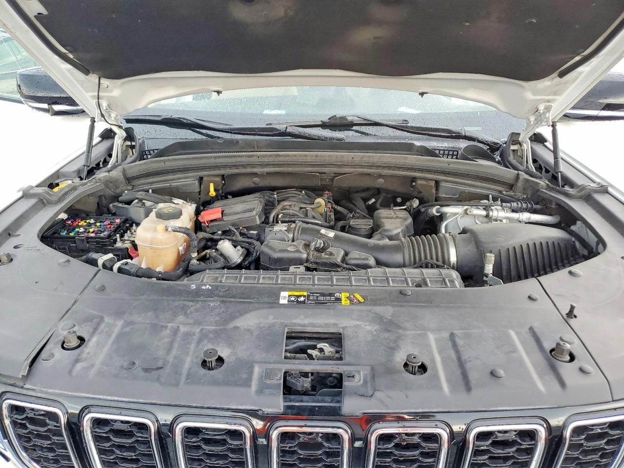 2022 JEEP GRAND CHEROKEE — фото 11