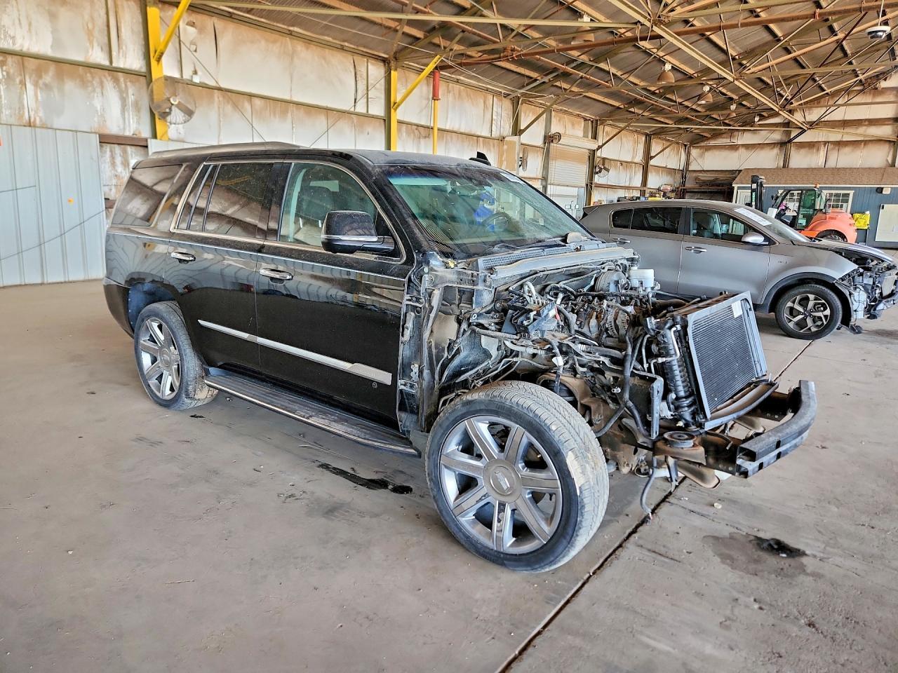 2019 CADILLAC ESCALADE — фото 4