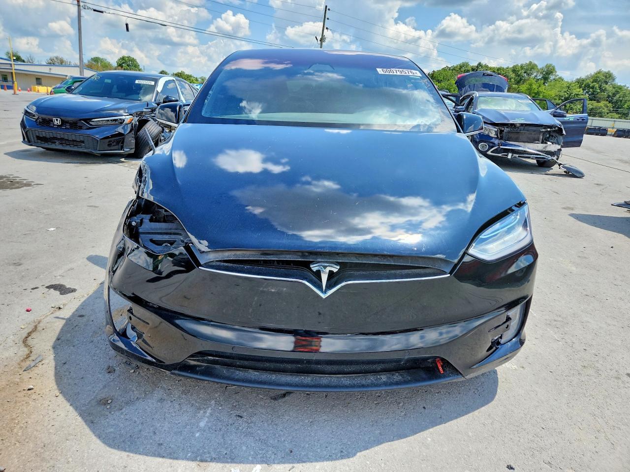 2017 TESLA MODEL X — фото 5