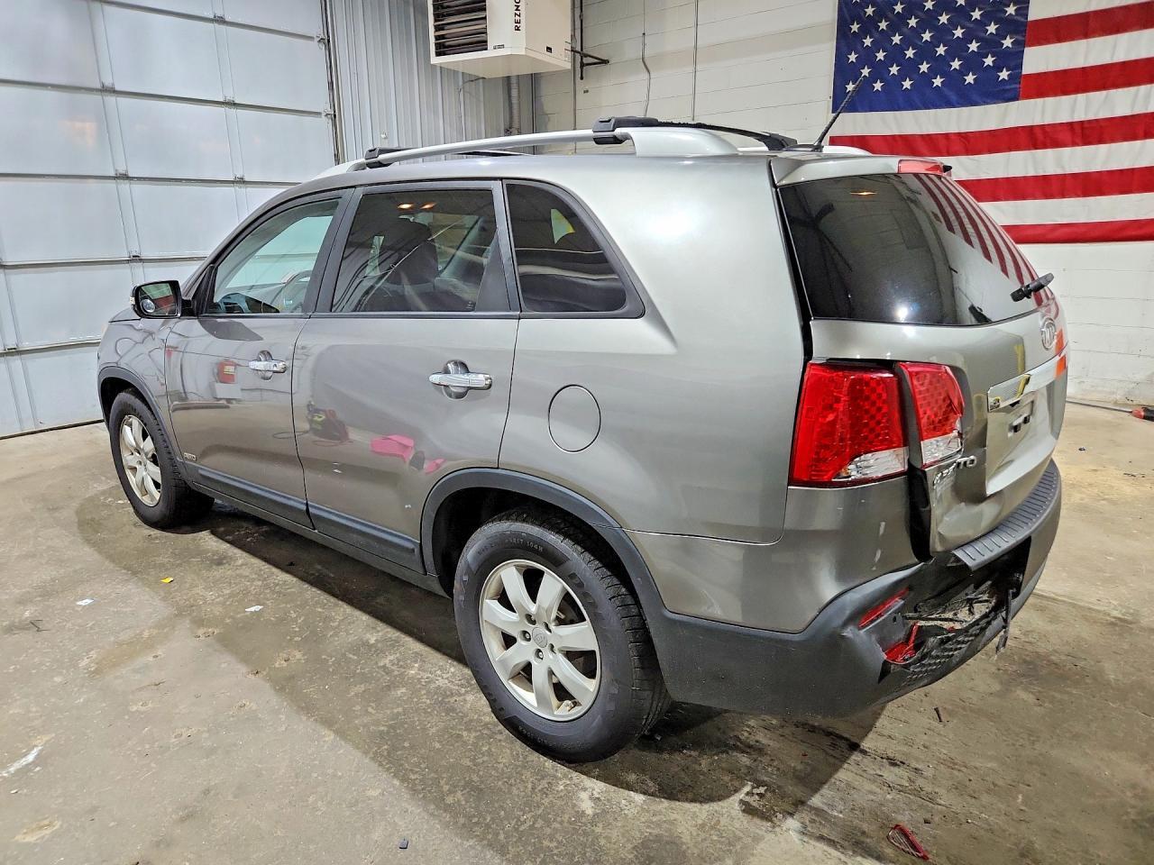 2011 KIA SORENTO — фото 2