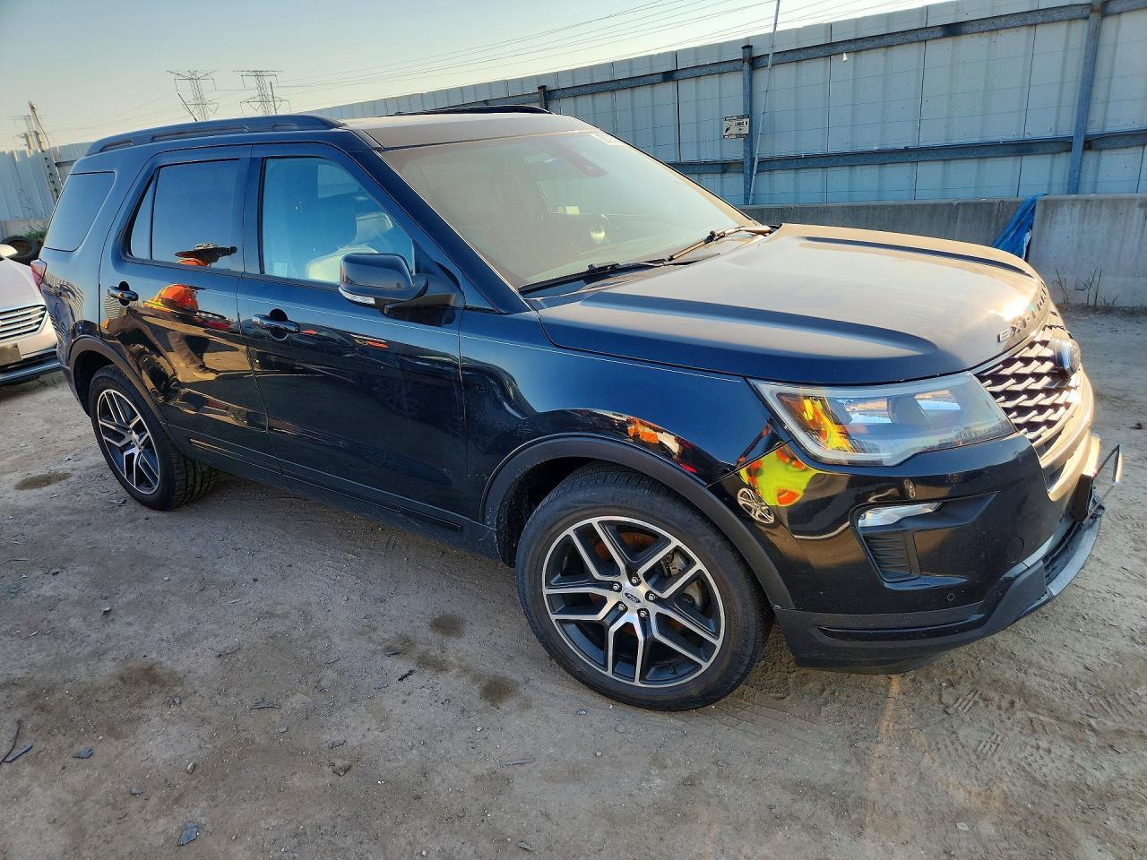 2019 FORD EXPLORER — фото 4