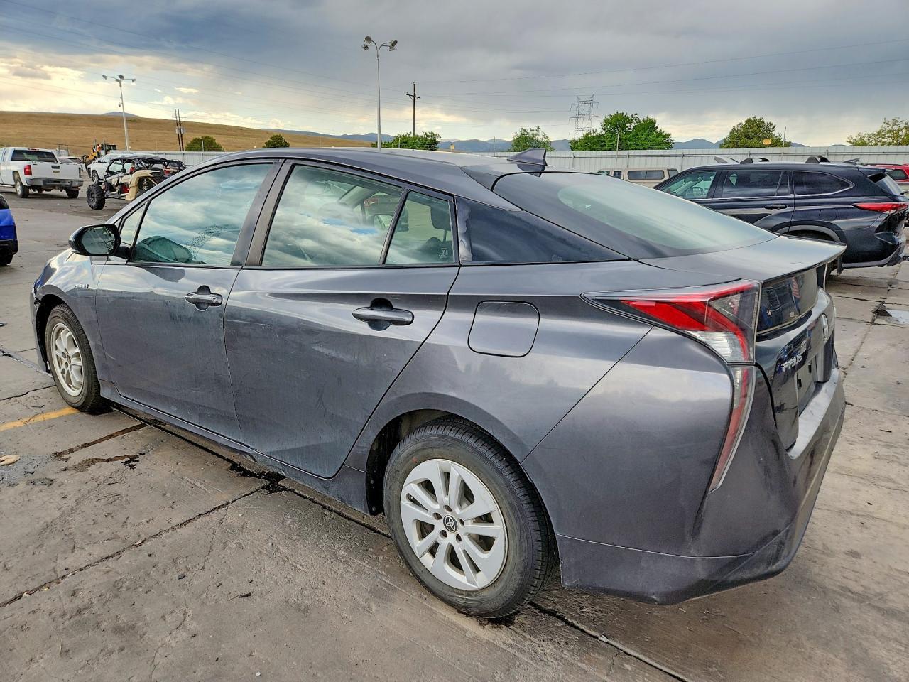 2017 TOYOTA PRIUS — фото 2