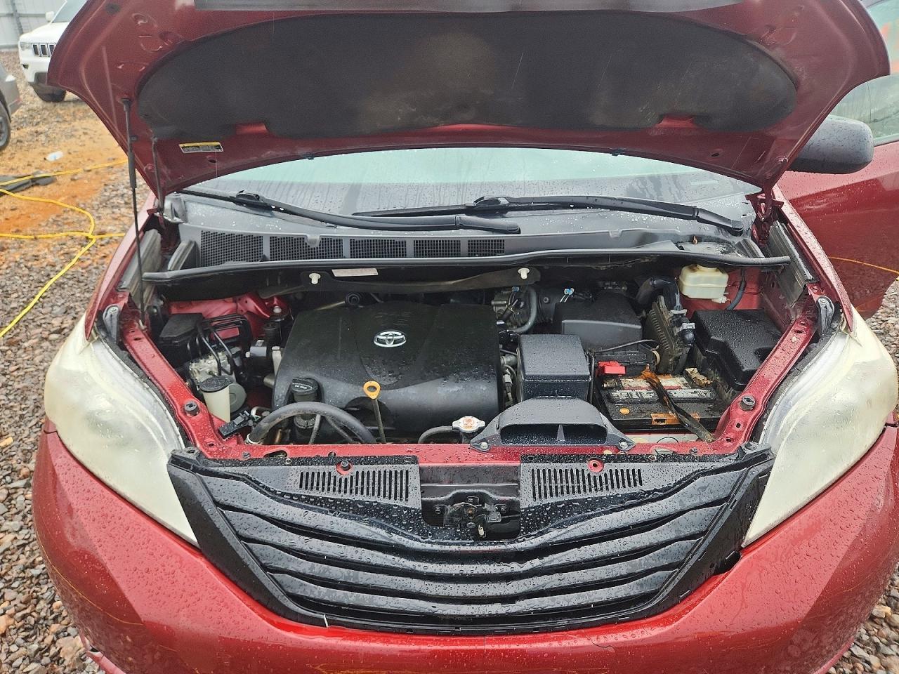 2017 TOYOTA SIENNA — фото 12