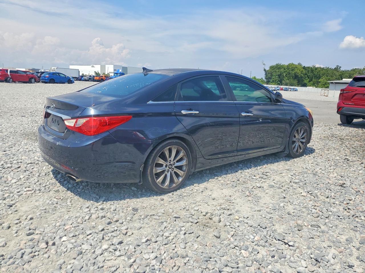2011 HYUNDAI SONATA — фото 3