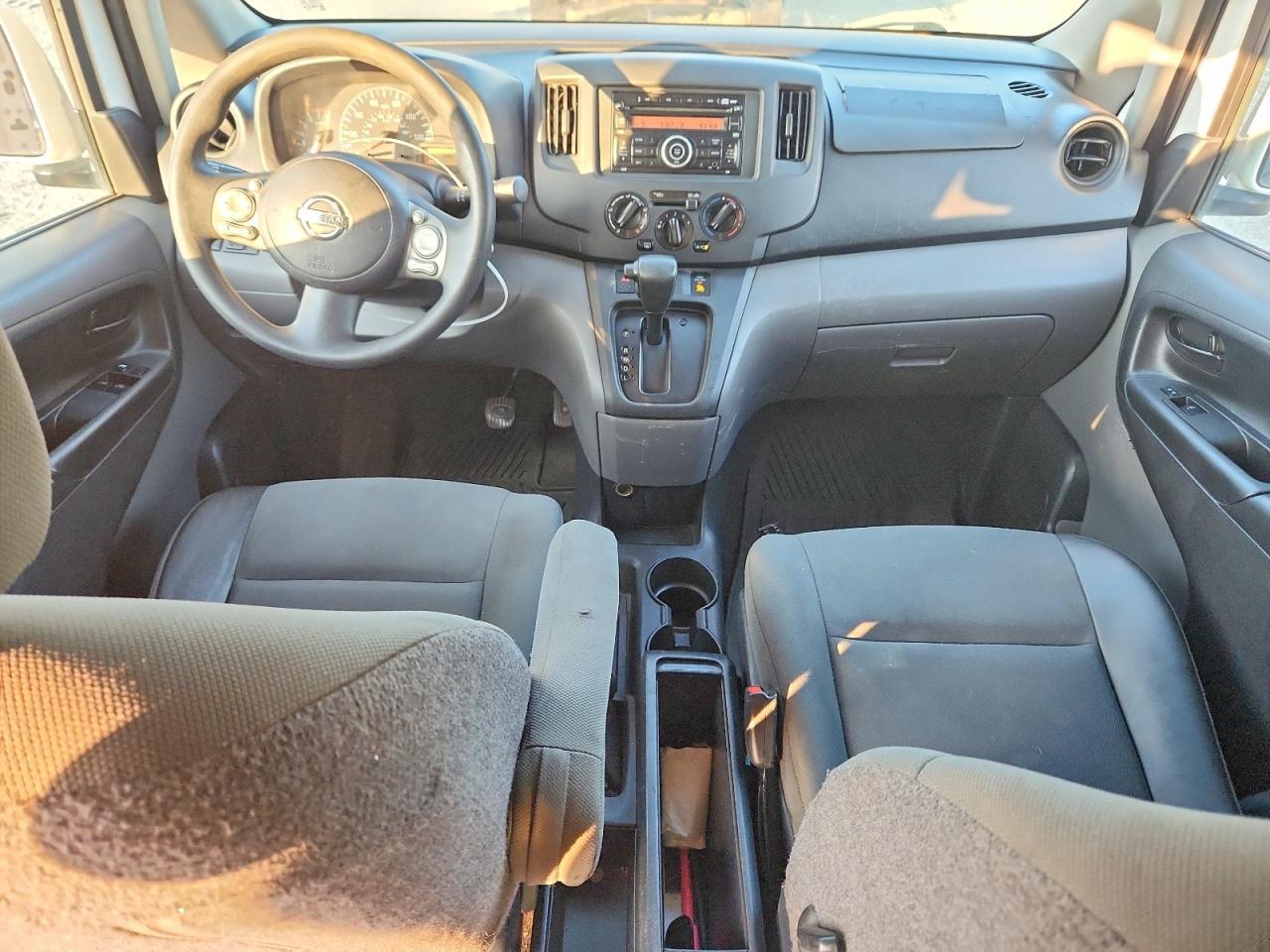 2014 NISSAN NV200 — фото 8