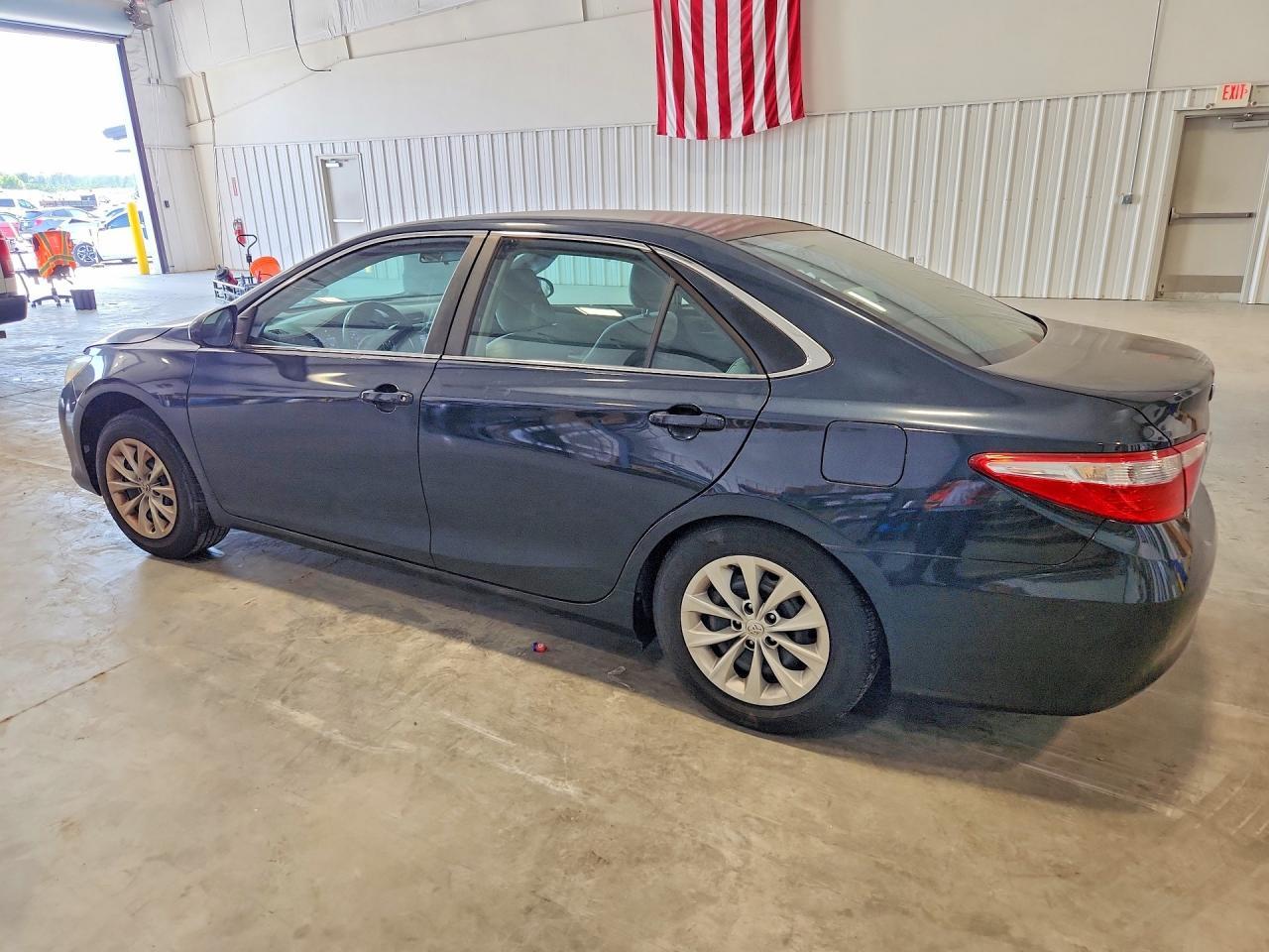 2016 TOYOTA CAMRY — фото 2