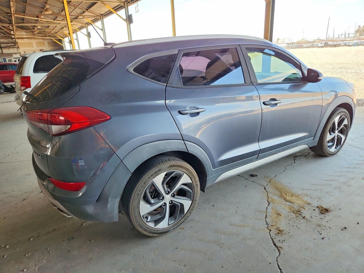 2017 HYUNDAI TUCSON — фото 3