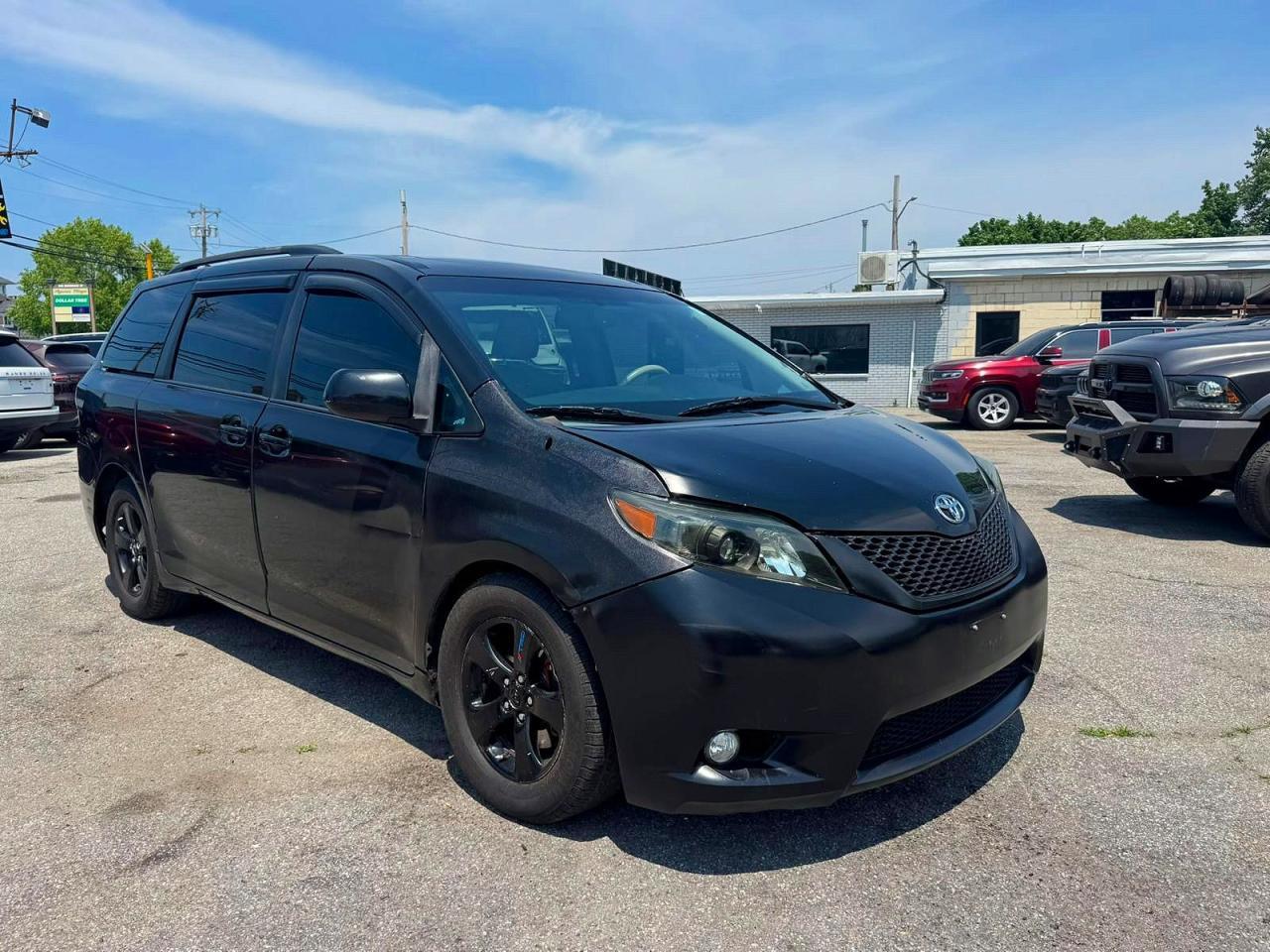 2014 TOYOTA SIENNA — фото 1