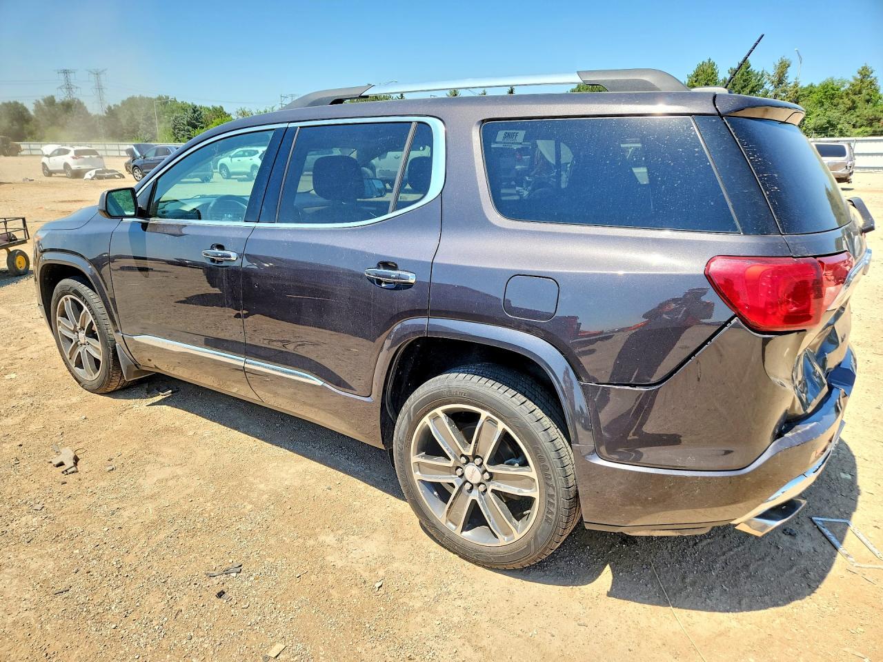 2017 GMC ACADIA — фото 2