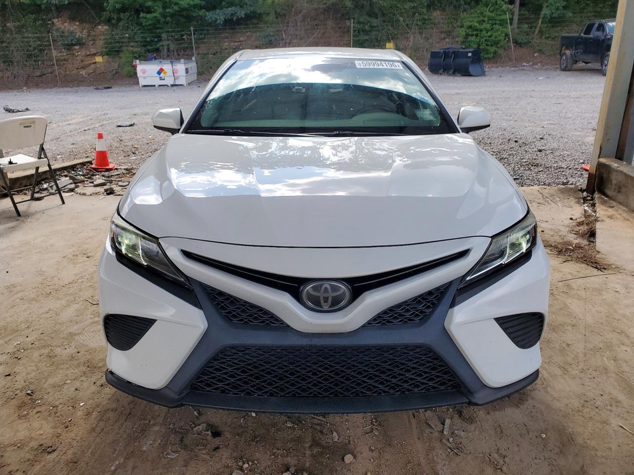 2018 TOYOTA CAMRY — фото 5