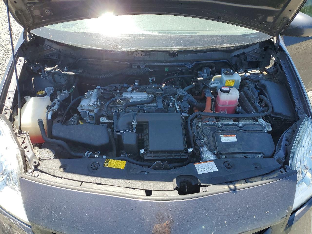 2015 TOYOTA PRIUS — фото 11