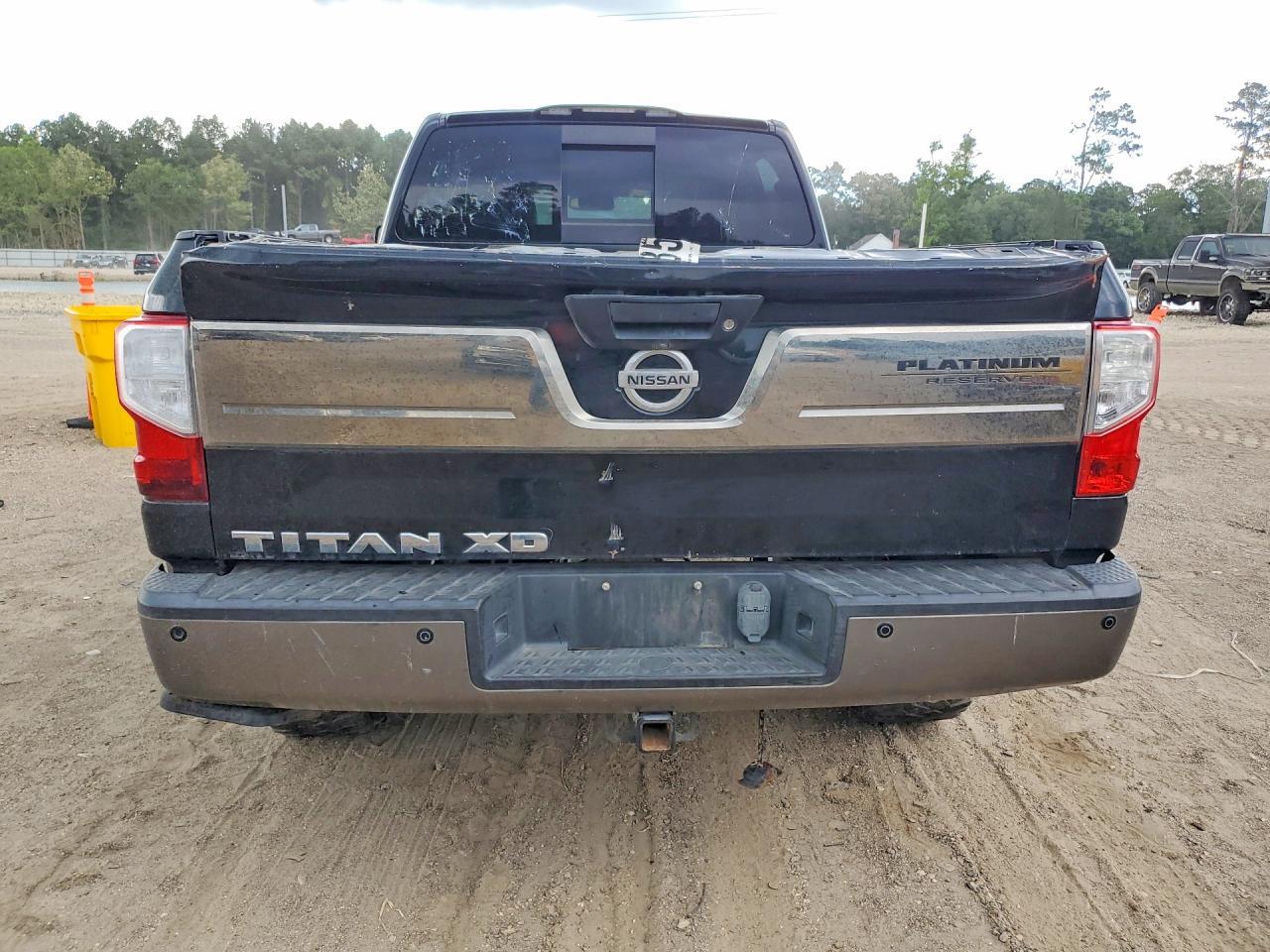 2016 NISSAN TITAN — фото 6