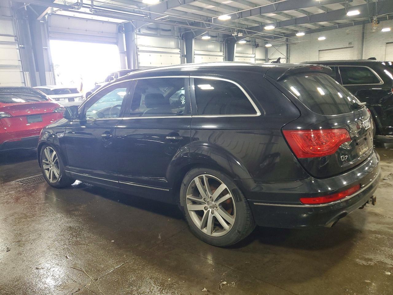 2010 AUDI Q7 — фото 2