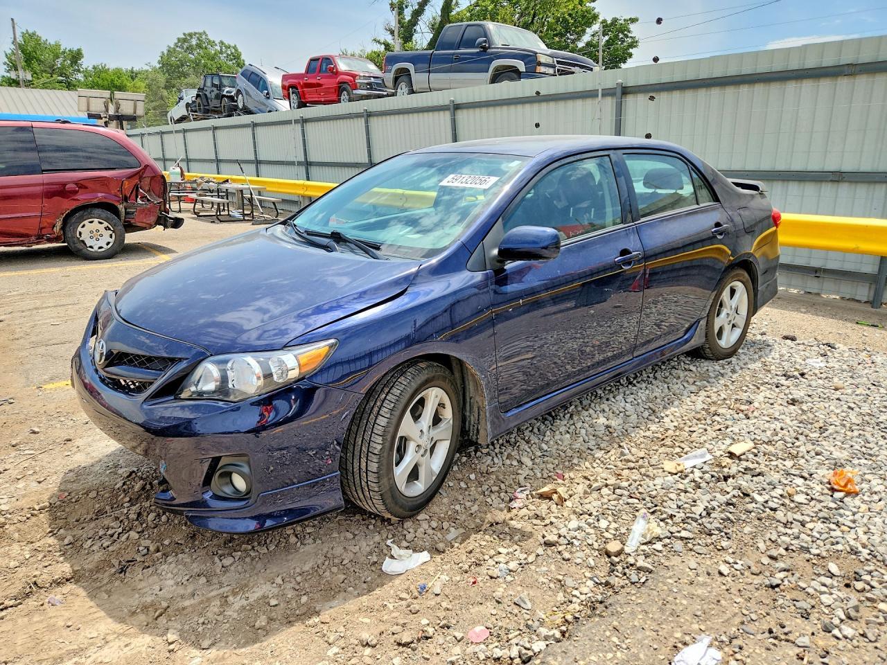 2012 TOYOTA COROLLA — фото 1