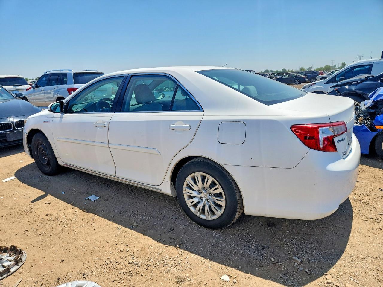 2013 TOYOTA CAMRY HYBRID — фото 2