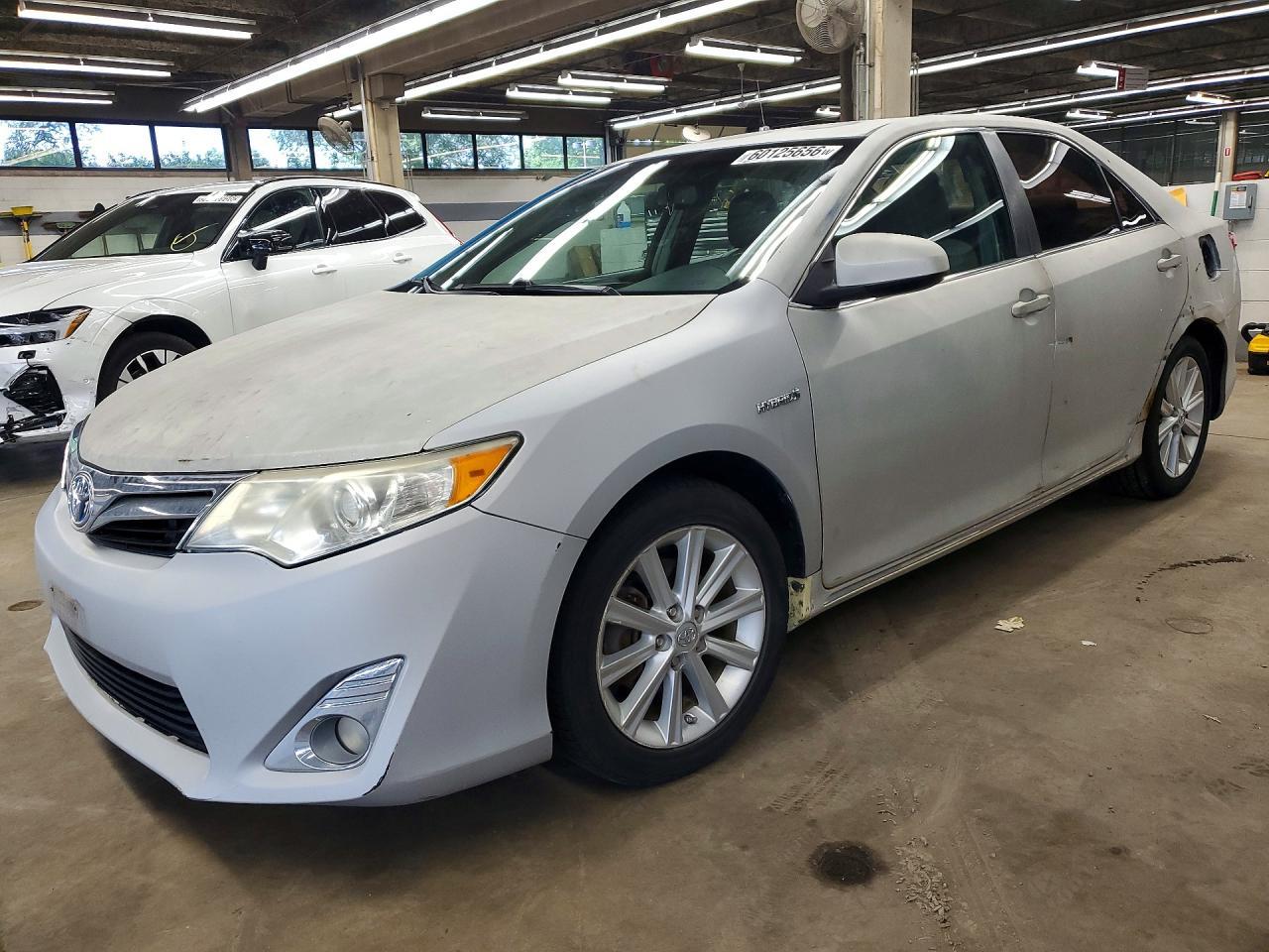2013 TOYOTA CAMRY HYBRID — фото 1
