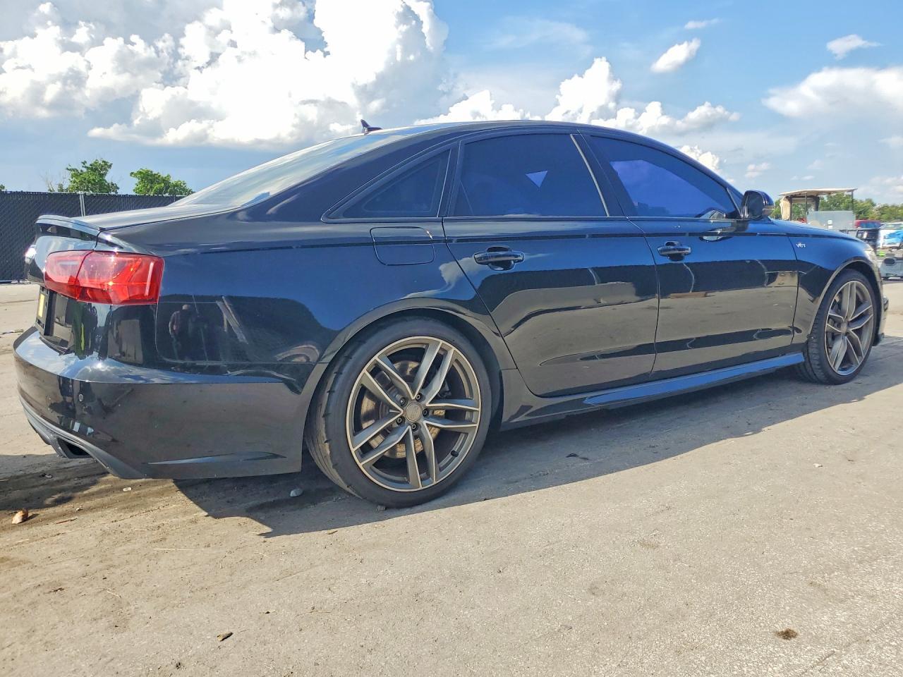 2017 AUDI S6 — фото 3