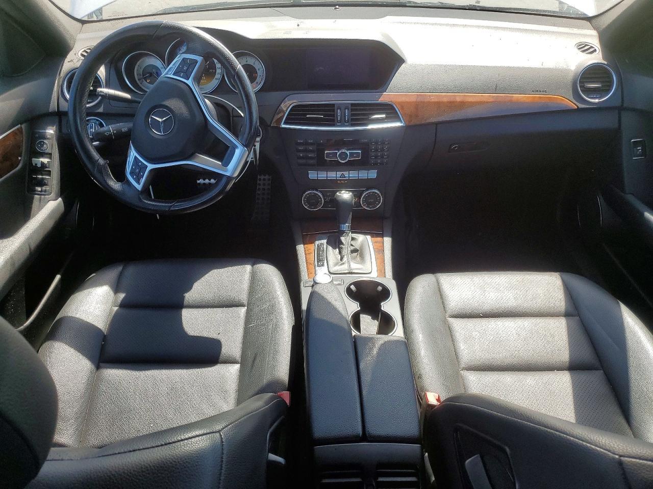 2012 MERCEDES-BENZ C-CLASS — фото 8