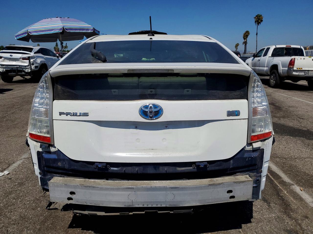 2010 TOYOTA PRIUS — фото 6