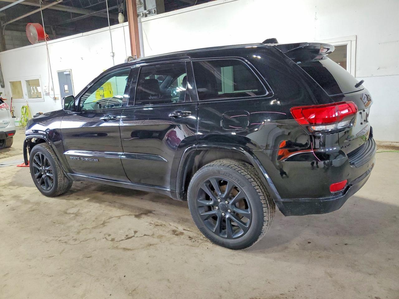 2018 JEEP GRAND CHEROKEE — фото 2