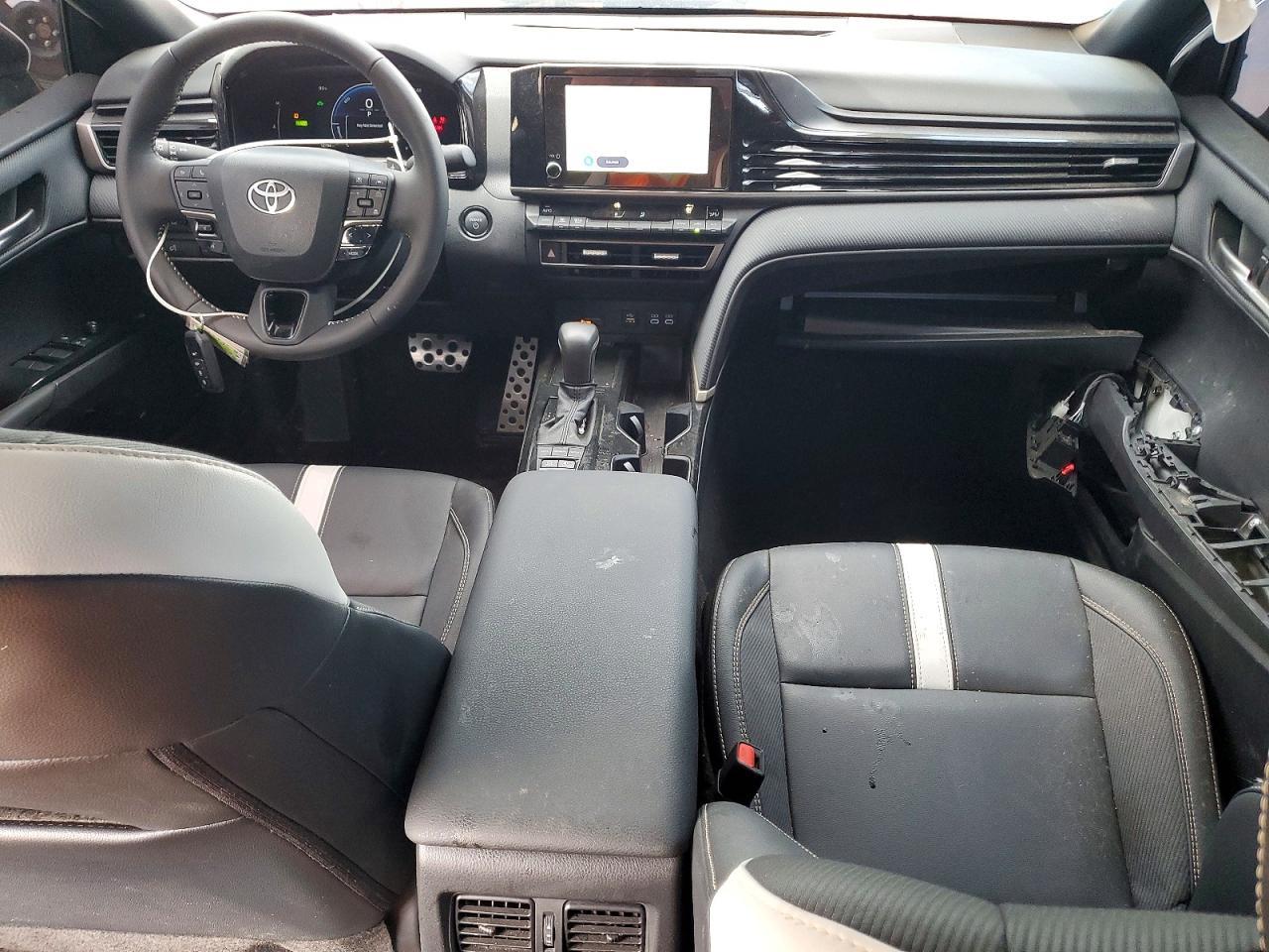 2025 TOYOTA CAMRY HYBRID — фото 8
