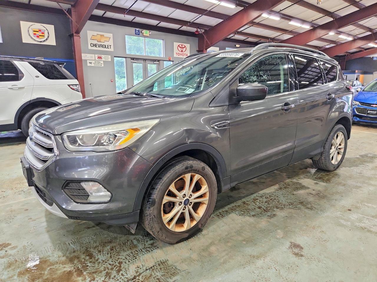 2017 FORD ESCAPE — фото 1
