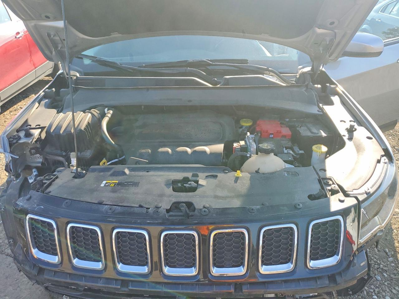 2020 JEEP COMPASS — фото 12