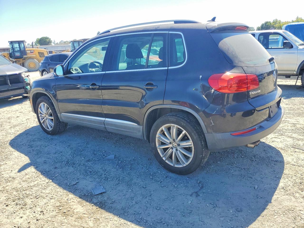 2015 VOLKSWAGEN TIGUAN — фото 2