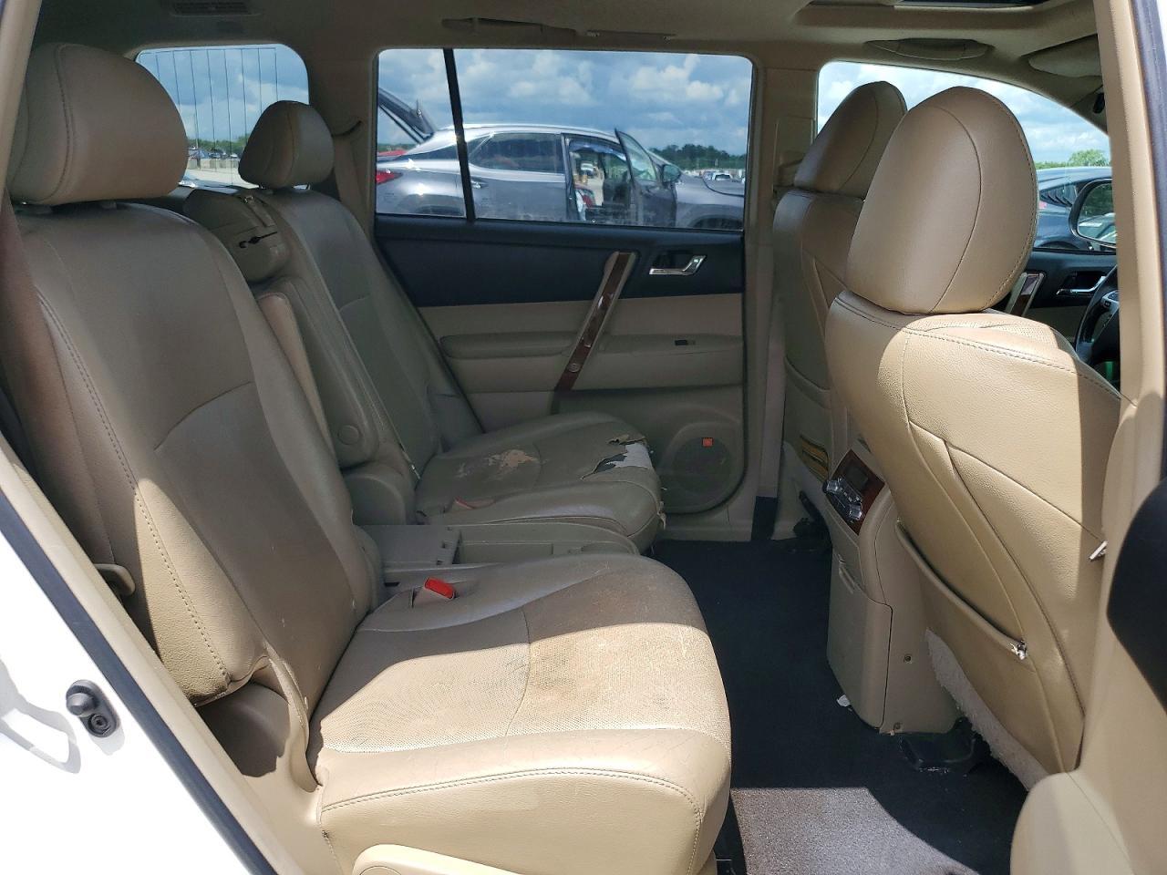 2012 TOYOTA HIGHLANDER — фото 11