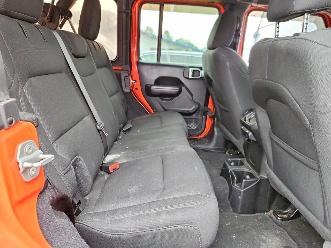 2020 JEEP WRANGLER — фото 10