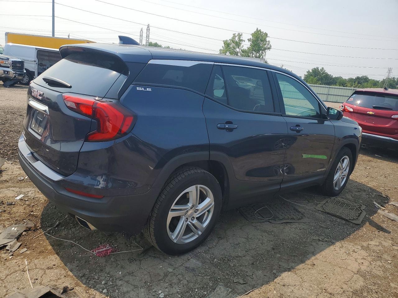 2018 GMC TERRAIN — фото 3