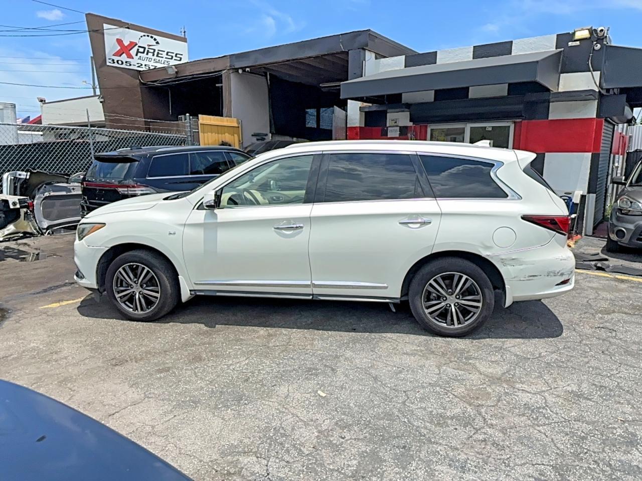 2019 INFINITI QX60 — фото 11