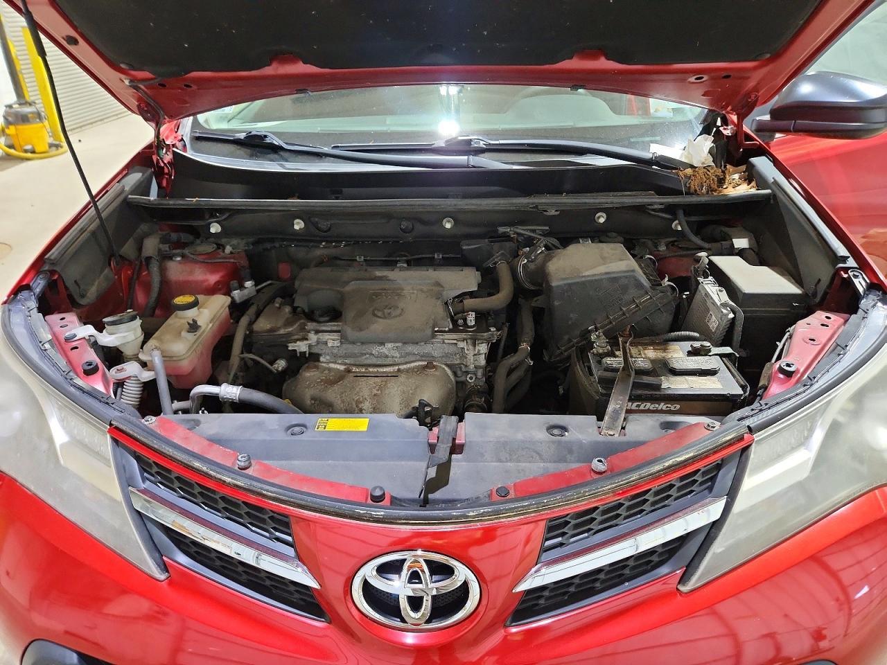 2015 TOYOTA RAV4 — фото 12