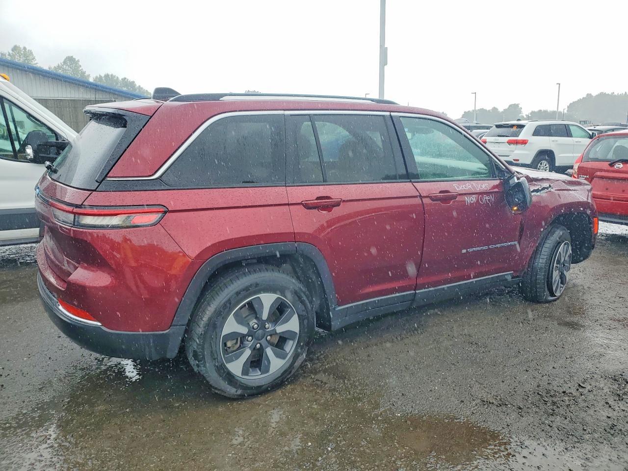 2024 JEEP GRAND CHEROKEE — фото 3