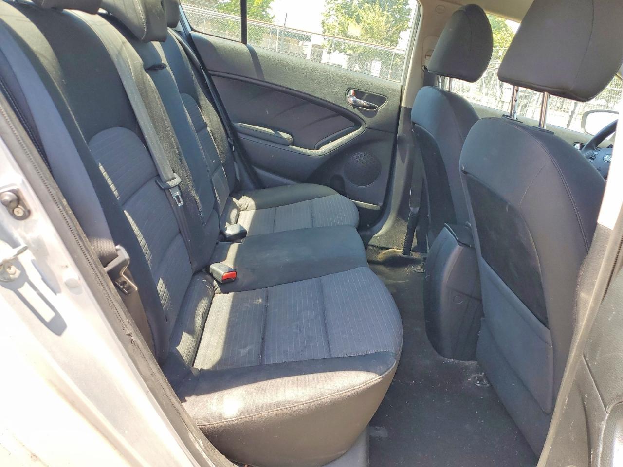 2016 KIA FORTE — фото 10