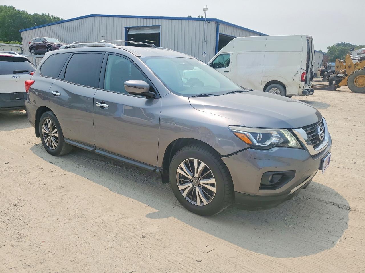 2017 NISSAN PATHFINDER — фото 4