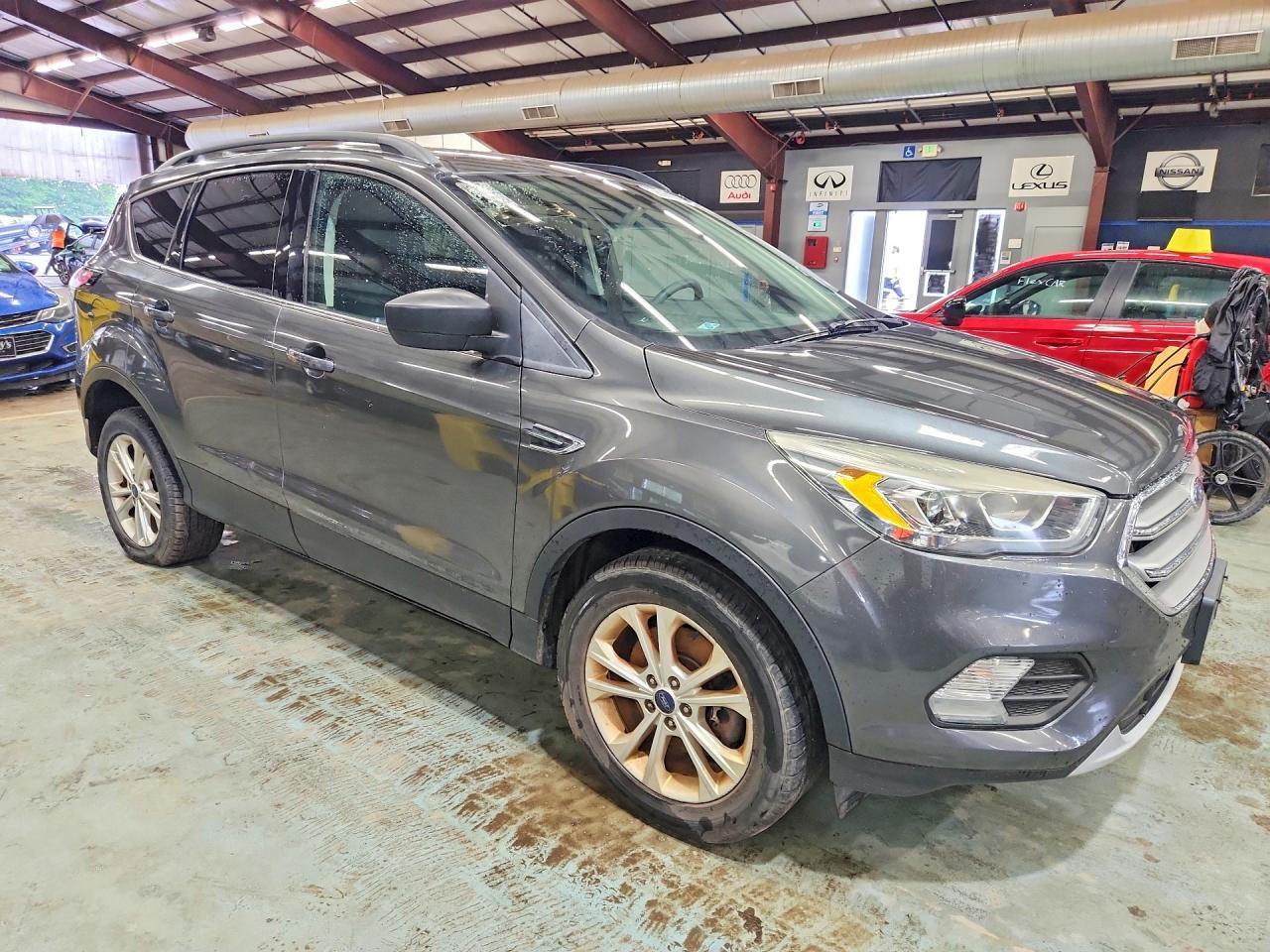 2017 FORD ESCAPE — фото 4