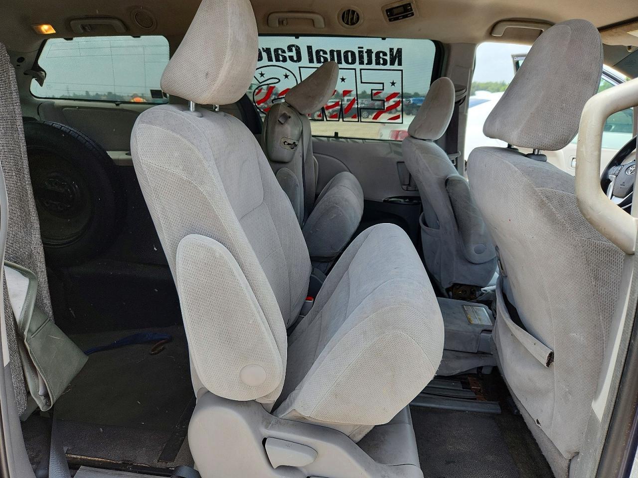 2015 TOYOTA SIENNA — фото 10