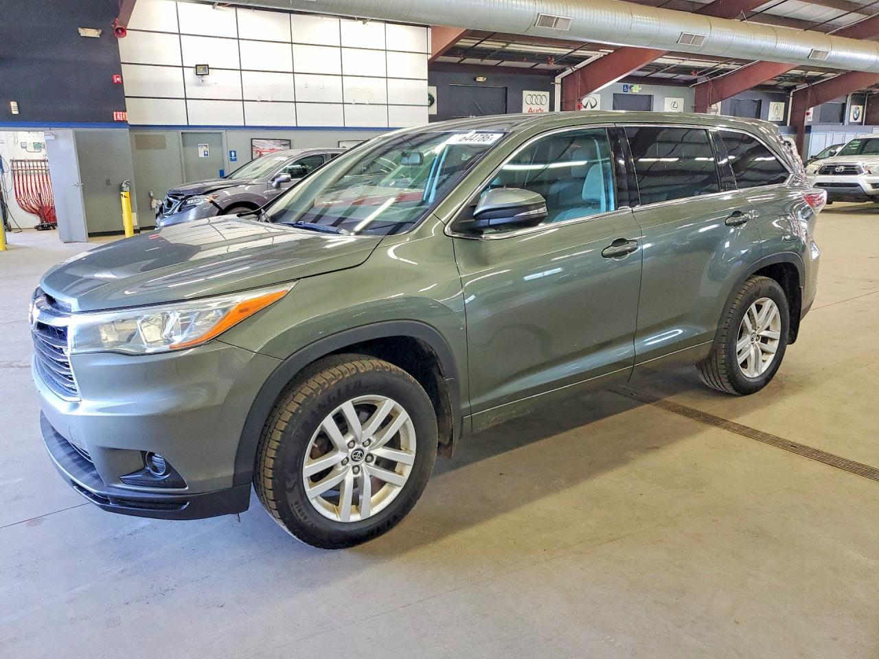 2016 TOYOTA HIGHLANDER — фото 1