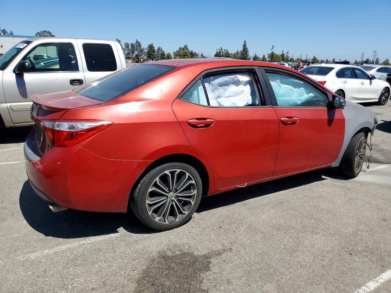 2016 TOYOTA COROLLA — фото 3