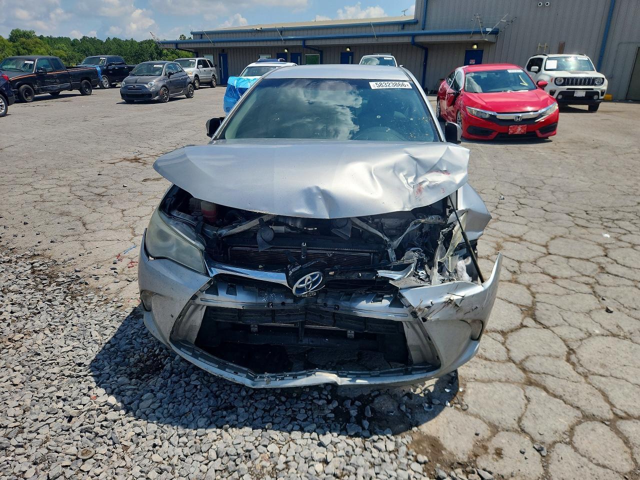 2016 TOYOTA CAMRY HYBRID — фото 5