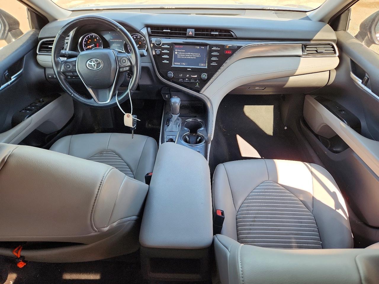 2020 TOYOTA CAMRY — фото 8